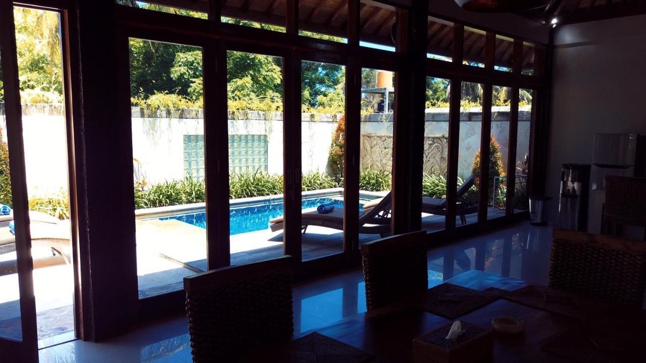 Gili Palms Villas Gili Trawangan Exterior photo